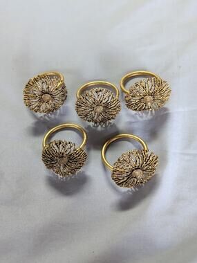 Christmas Napkin Rings 5 Gold Color White Enamel Starburst Party Dinner Bling